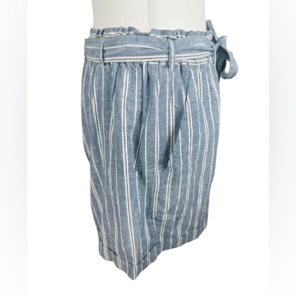 🩵 6/$15 Lucky Brand High Waist Blue Striped Shorts Size S - Picture 2 of 5